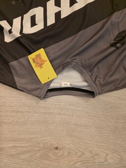 THOR dres - 3