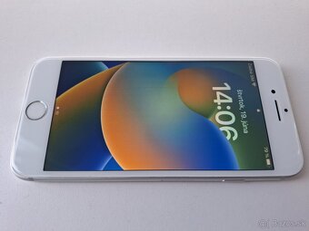 iPhone 8 64GB White - 3