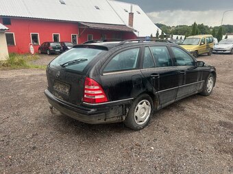 Mercedes-Benz C200 2,2CDI 90KW prodám díly z vozu - 3