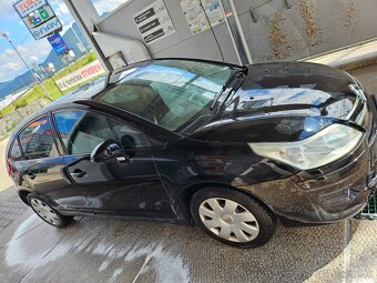 Citroën C4 1.4i, 65 kW – hatchback s klímou a tempomatom - 3