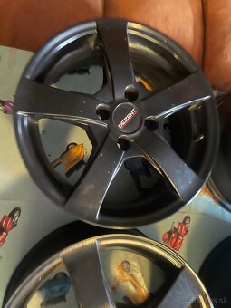 Predám sadu Alu diskov na Fiat Punto Evo 4x100 R15 - 3