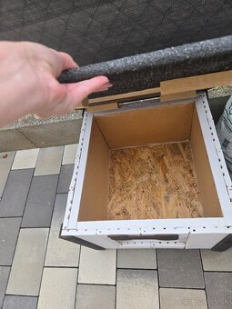 Chladiaca izolovaná búda pre psov s plochou strechou M - 3