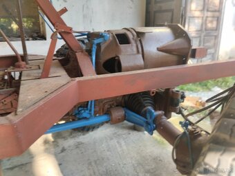 predam traktor podvozok tatra 805 - 3