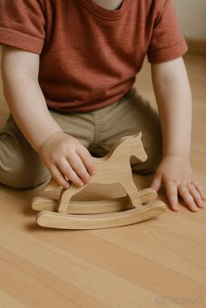 Drevený hojdací koník - 3