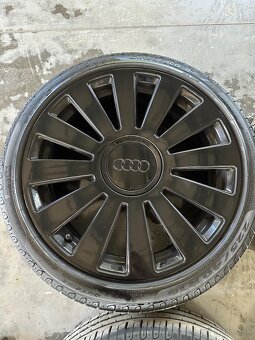 Elektróny Audi 225/40 R18 - 3
