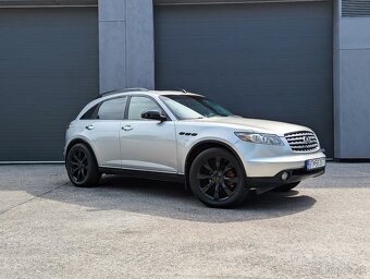 SUV Infiniti / 314 koní, automat, V8 / - 3