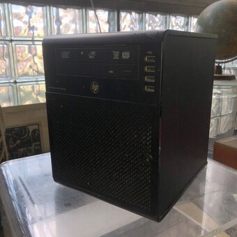 HP Proliant MicroServer - 3