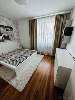 Prenajom 2izboveho bytu pod Kamennou - 3