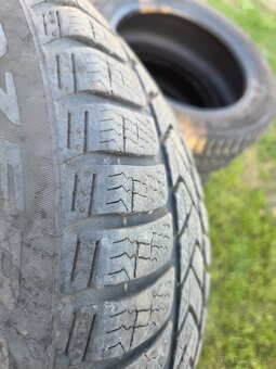 Predam Zimne 215/60 R16 pneumatiky - 3