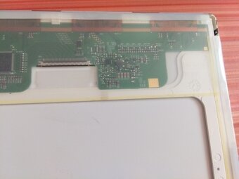 predám 17" 1440x900 WXGA+ CCFL , 30pin display - 3