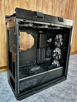 PC Skrinka Asus ROG Strix Helios - 3