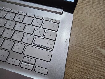 Asus Vivobook PRO 14 OLED s 8gb ram ryzen 5 procesorom 5 gen - 3