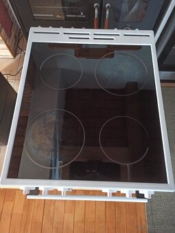 Elektrický sporák Mora C511AW - 3