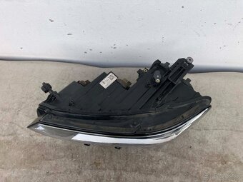 VW PASSAT B8 14- ĽAVÉ PREDNÉ SVETLO - 3