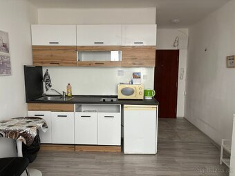 PREDAJ - Garsónka - Šaľa - Partizánska ulica Viac na: https - 3