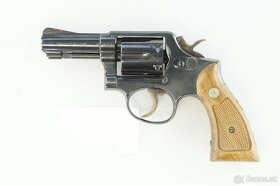 Revolvery Smith & Wesson 357 Mag, 38 Spec - 3