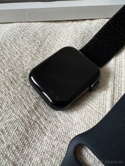 Apple Watch SE (Gen 2) v záruke do 2027 - 3