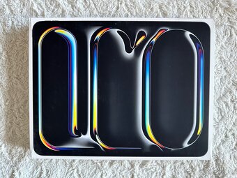Apple iPad Pro 13" (2024) 256 GB Cellular čierny - 3