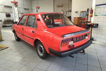 Škoda 105 GL - 3