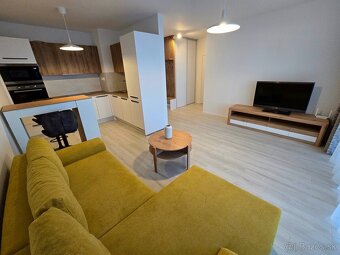 Štýlový 2-izbový byt na prenájom v projekte Prúdy, Trnava - 3