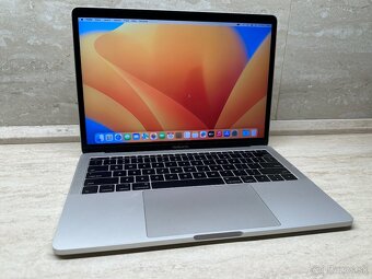 Apple MacBook Pro 13" 2017 i5/ 8GB/ 128GB - 3