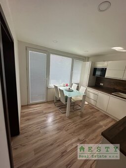 VEĽKÝ 2i byt, 3loggie, Žiar nad Hronom, Hurbanova ul., ESTY  - 3