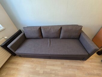 Gauč, Rozkladacia trojpohovka IKEA Friheten - 3