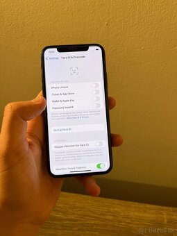 iPhone Xs Space Gray 64 GB - 3