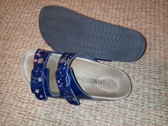 Dievčenské ortopedické šľapky veľ. č. 33 - 3