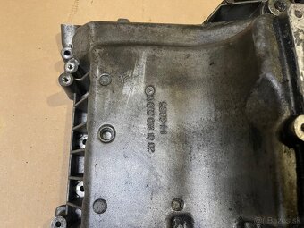 Mercedes om642 4 matic olejova vaňa - 3