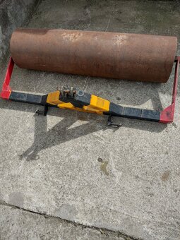 Predám valec za traktor - 3