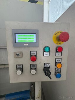 Automatická řezačka dvouvrstvé lepenky (8674) - 3