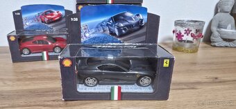 Predam shell kolekciu Ferrari - 3