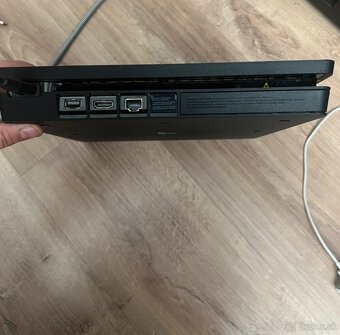 Ps4 slim - 3