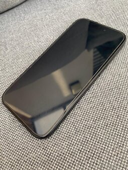 iPhone 15 128 zaruka - 3