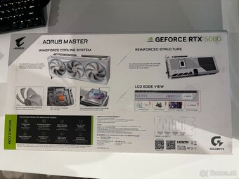 Gigabyte AORUS RTX 5080 MASTER ICE 16GB – White - 3