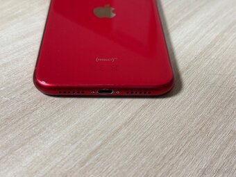 Predám iPhone 11 128GB Red - 3