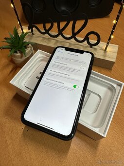 iPhone Xr 64Gb - 3
