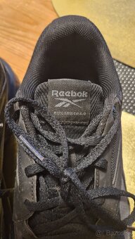 Reebok - 3