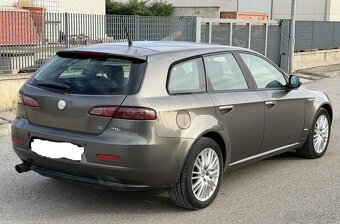 ROZPREDÁM A.R.159 - Alfa Romeo 159 1.9 JTD JTDM Sportwagon - 3
