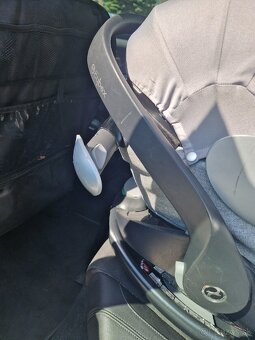 Vajíčko autosedacka cybex so základnou - 3