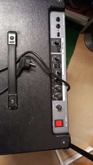 Basové  kombo Ampeg BA 300-115 - 3