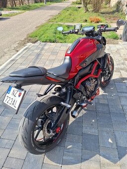 Yamaha MT 07 - 3