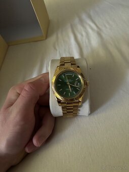 Rolex day date 40 green dial - 3