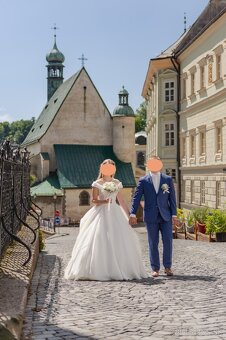 Svadobné šaty Pronovias so závojom - 3