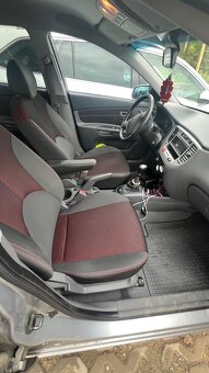 KIA Rio 1.4 71kw sporty - 3
