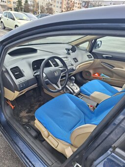 Honda civic hybrid - 3
