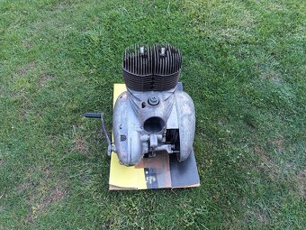 Motor Jawa 350 - 3