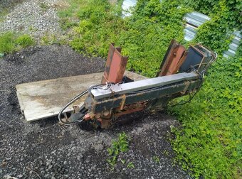 Predám hydraulické zadné čelo Dholadia - 3