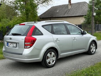 Kia Ceed sw 2011 1.6 crdi facelift - 3